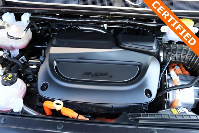 Used 2024 Chrysler Pacifica Select image 10