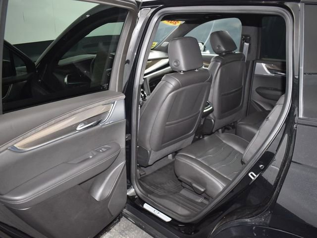 Used 2023 Cadillac XT6 Sport w/ LPO, ONYX Package image 29