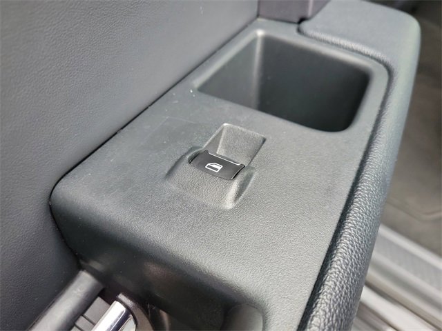 Used 2024 Ford Expedition Max XLT image 26