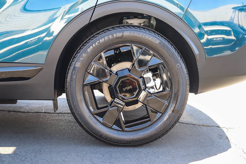 Certified 2026 Kia Sportage X-Line AWD/4WD image 11