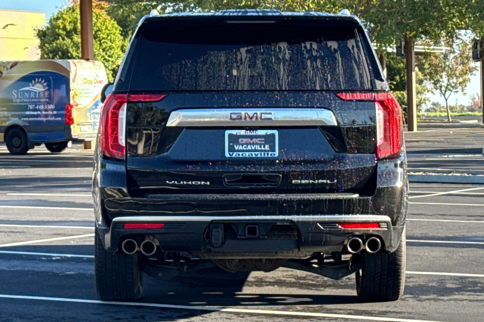 Used 2024 GMC Yukon XL Denali w/ Denali Reserve Package image 6