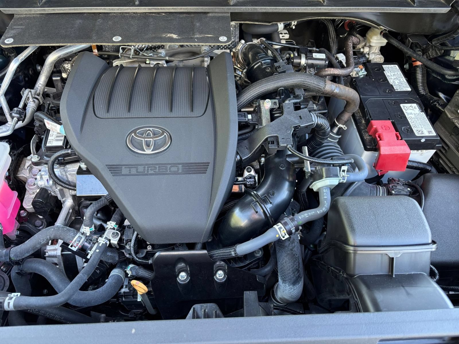 Used 2025 Toyota Highlander XSE AWD/4WD image 30