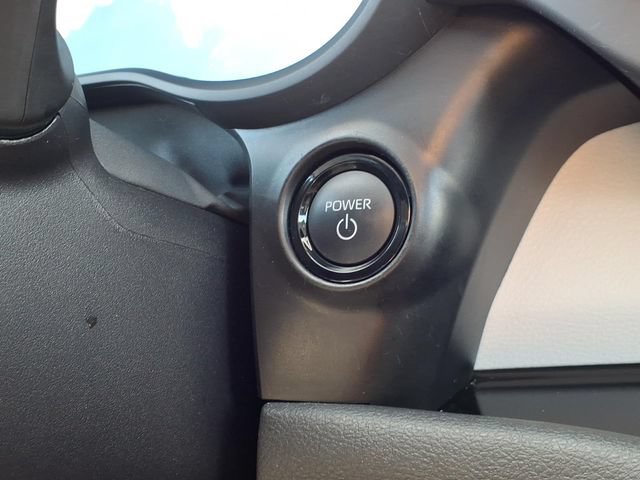 Certified 2026 Toyota Sienna XLE FWD image 24
