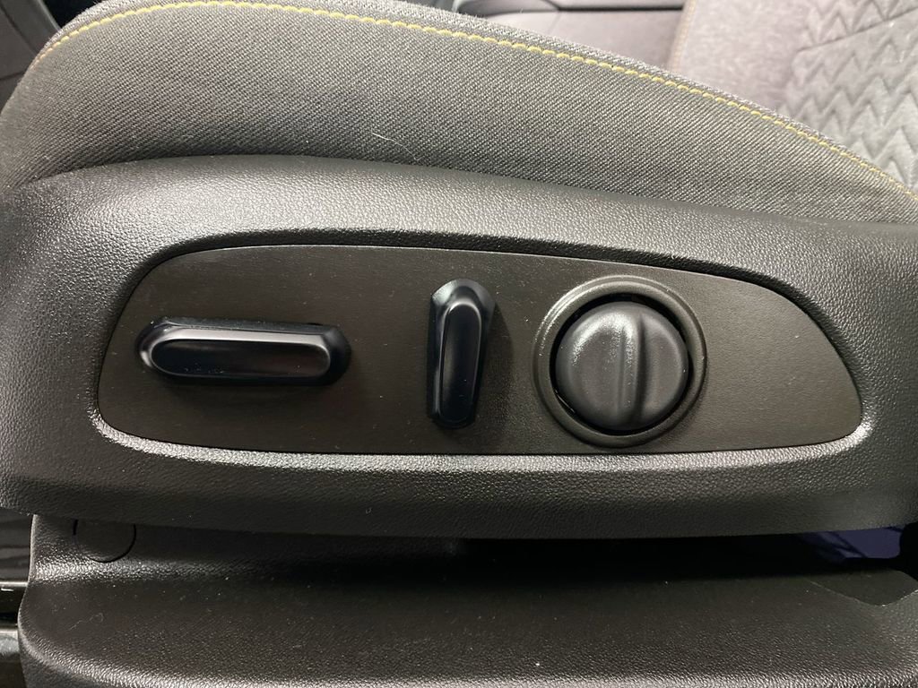 Certified 2024 Chevrolet Equinox LT w/ LPO, Floor Liner Package image 12