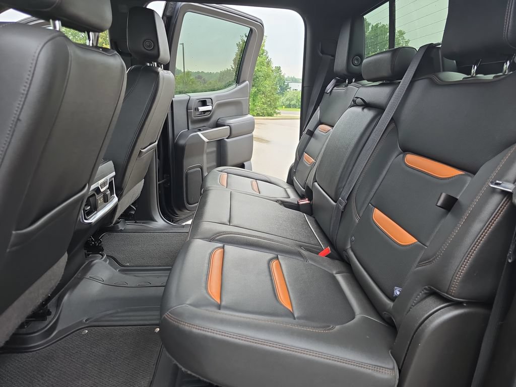 Used 2021 GMC Sierra 1500 AT4 w/ AT4 Premium Package AWD/4WD image 14
