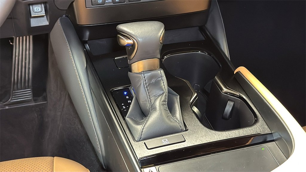 Used 2024 Lexus ES 350 w/ Premium Package image 21