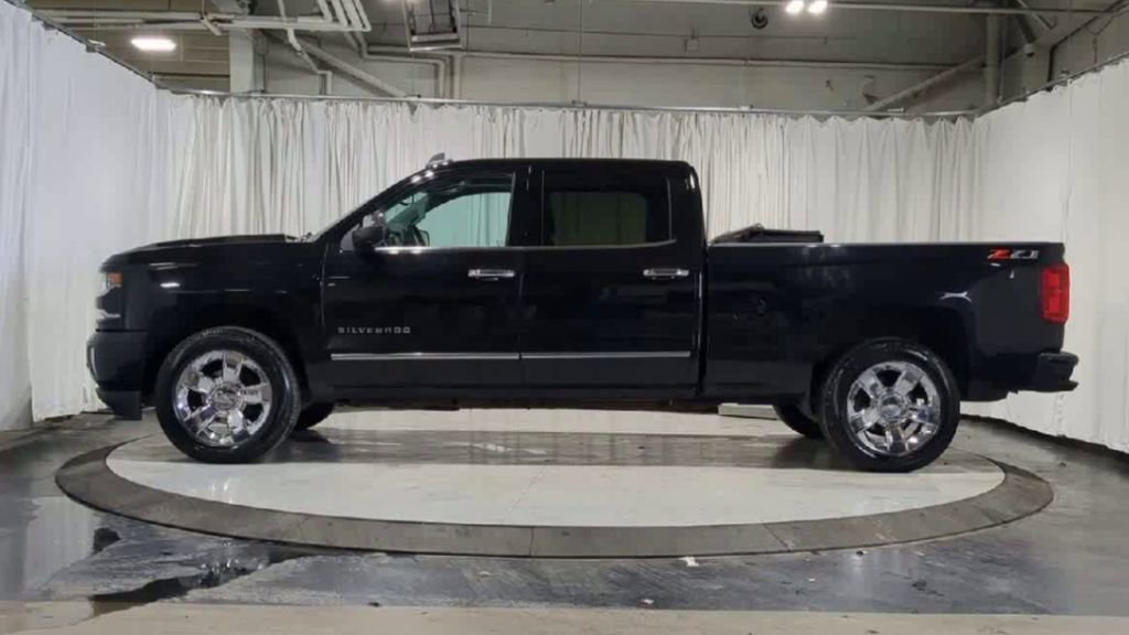 Used 2018 Chevrolet Silverado 1500 LTZ Z71 w/ LTZ Plus Package image 6