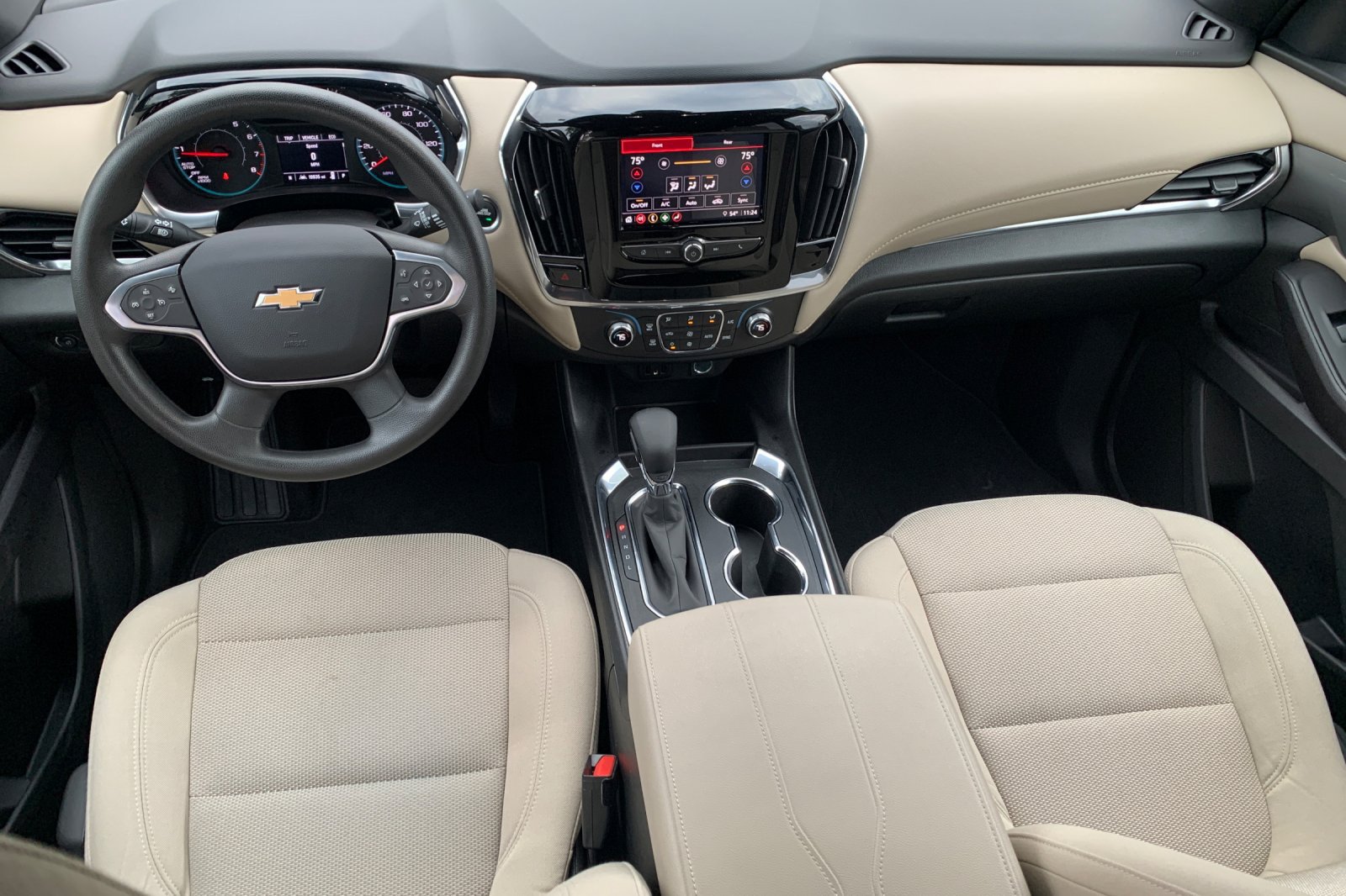 Used 2023 Chevrolet Traverse LS w/ Safety Package AWD/4WD image 17