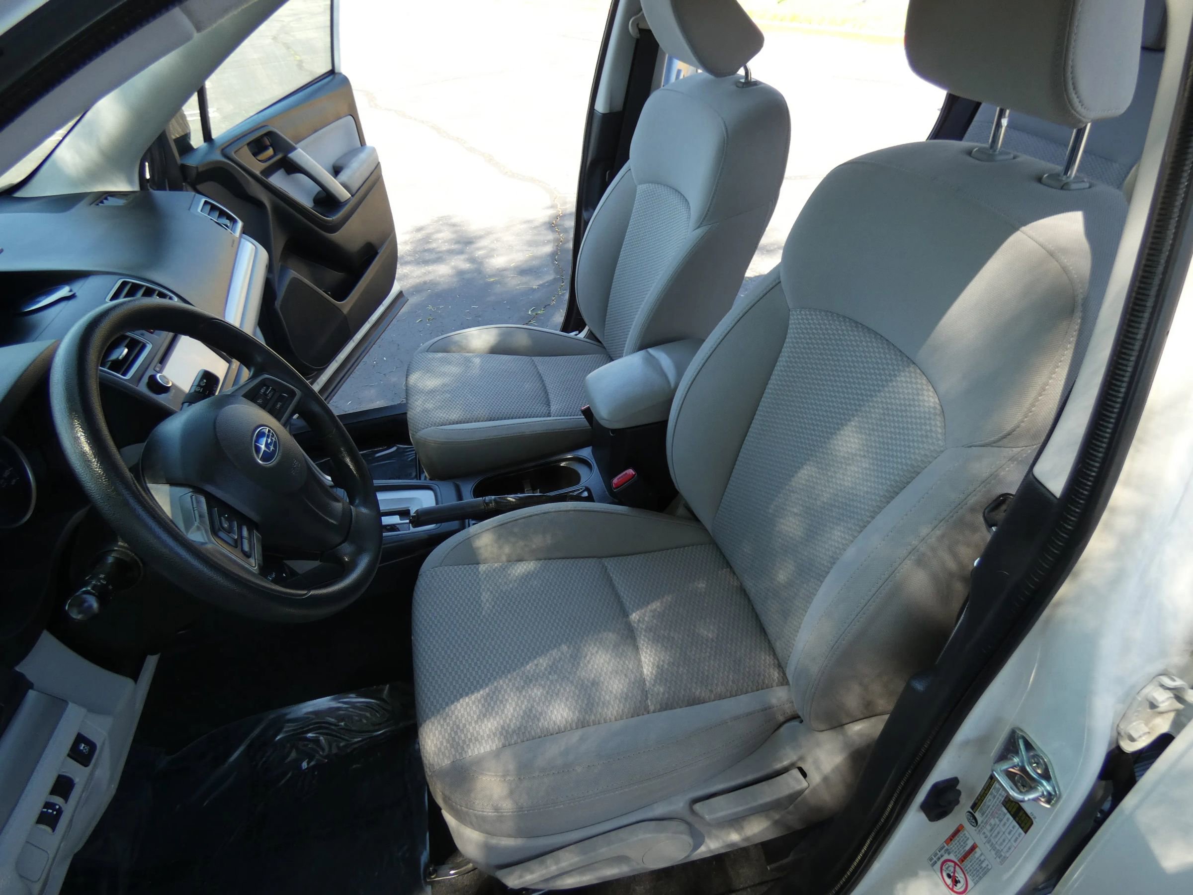 Used 2016 Subaru Forester 2.5i w/ Alloy Wheel Package image 53