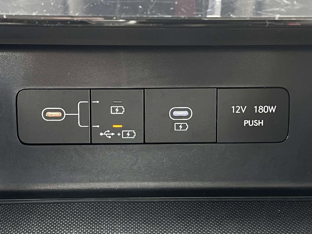 Certified 2025 Hyundai Sonata SE image 18