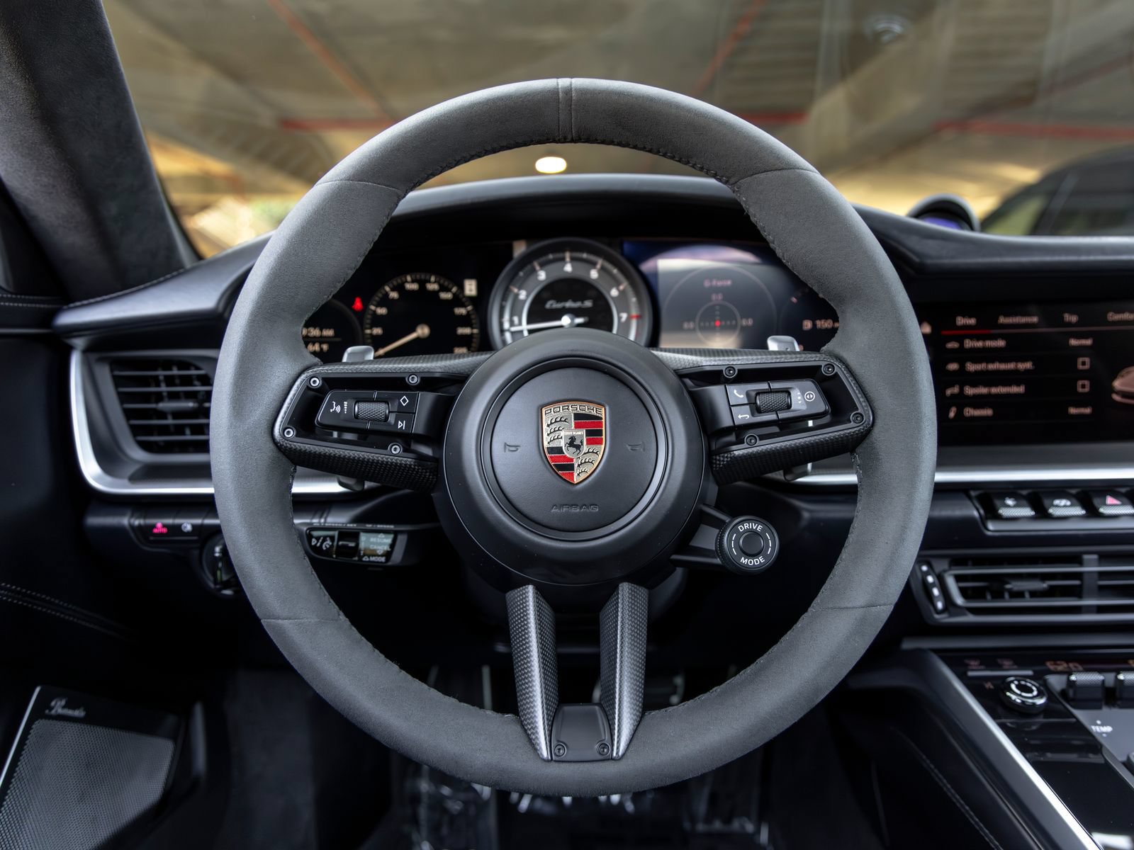 Certified 2025 Porsche 911 Turbo S AWD/4WD image 31
