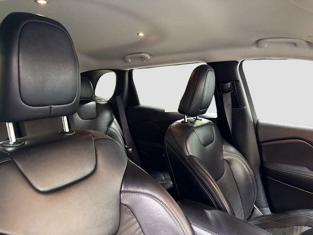 Used 2022 Jeep Cherokee Latitude image 28