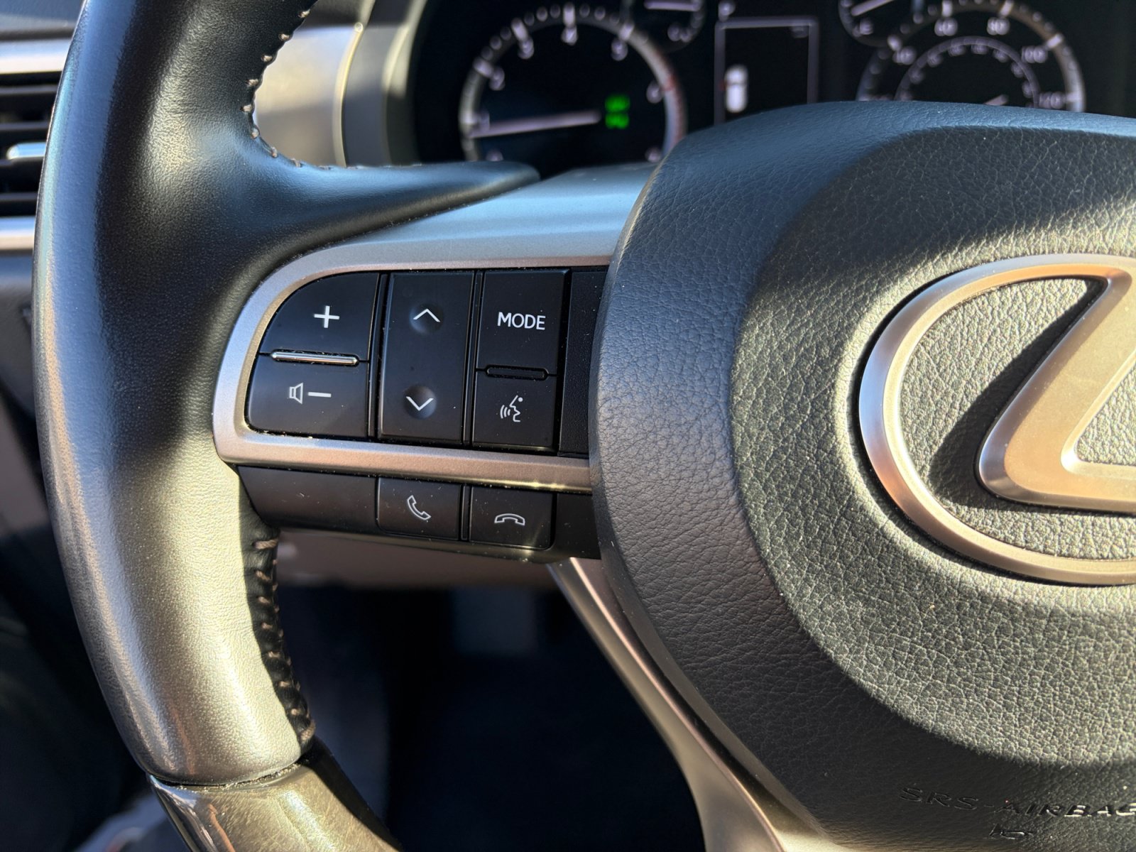 Used 2020 Lexus GX 460 Luxury w/ Accessory Package AWD/4WD image 20