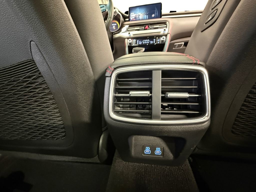 Used 2025 Genesis G70 3.3T Advanced image 25