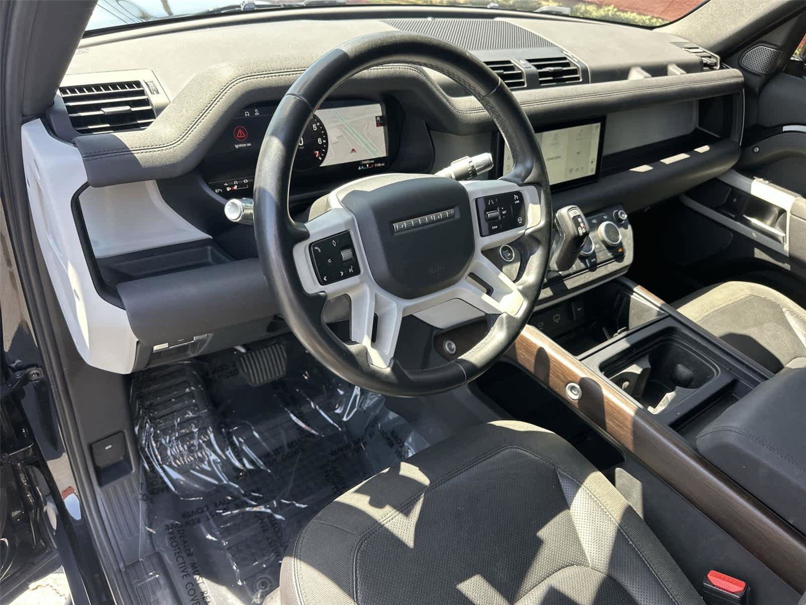Used 2020 Land Rover Defender 110 SE AWD/4WD video 2