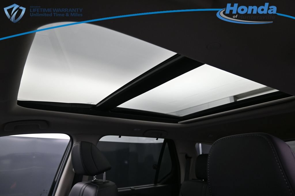 New 2026 Honda Pilot Touring image 14