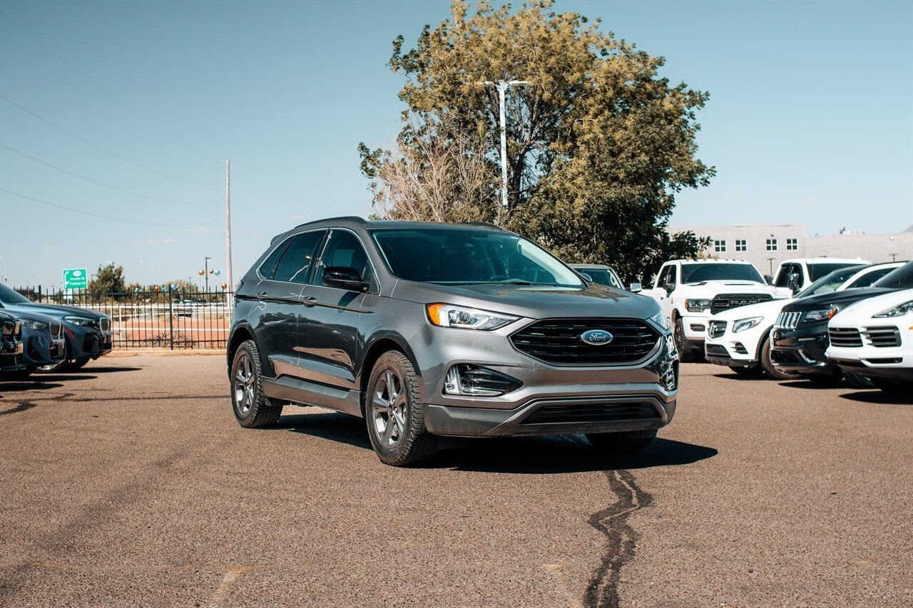 Used 2022 Ford Edge SEL w/ Sport Appearance Package AWD/4WD image 1