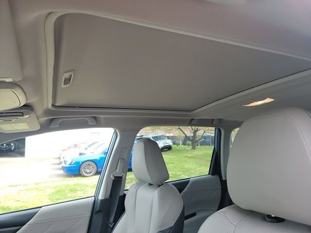 Used 2021 Subaru Forester Limited image 10