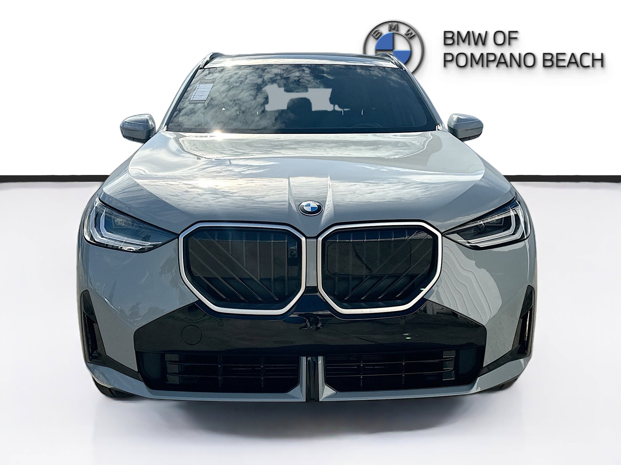 Used 2025 BMW X3 xDrive30i image 2