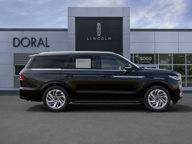 New 2027 Lincoln Navigator Premiere RWD image 5
