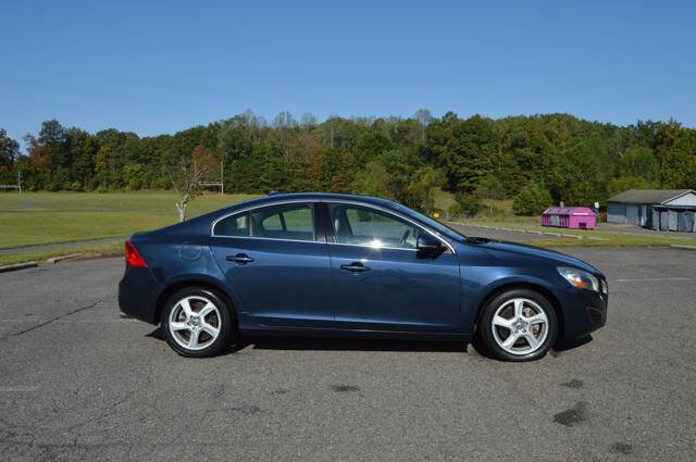 Used 2013 Volvo S60 T5 image 4