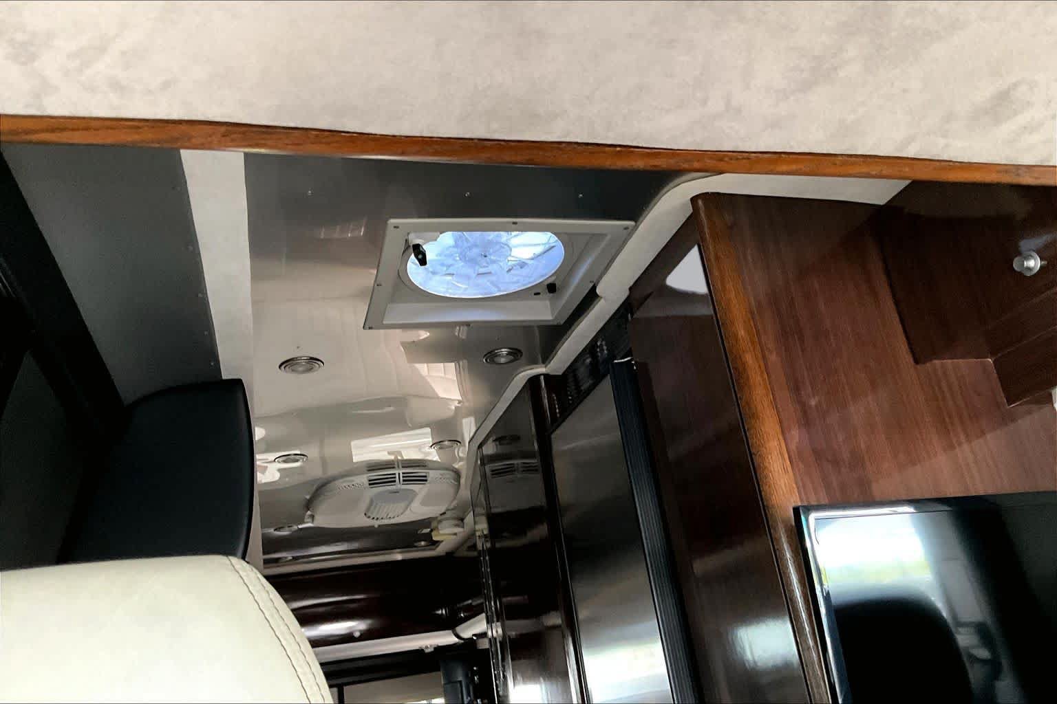 Used 2017 Mercedes-Benz Sprinter 3500 image 14