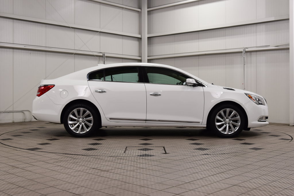 Used 2016 Buick LaCrosse Leather w/ Experience Buick Package FWD image 8
