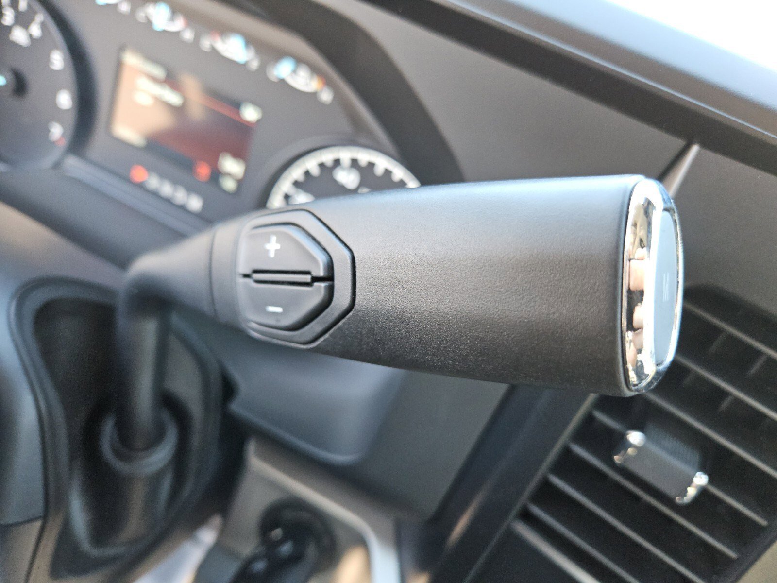 Used 2024 Ford F350 XLT w/ FX4 Off-Road Package image 20