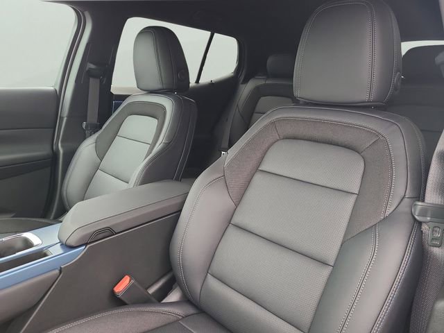 New 2026 Chevrolet Equinox EV LT image 24