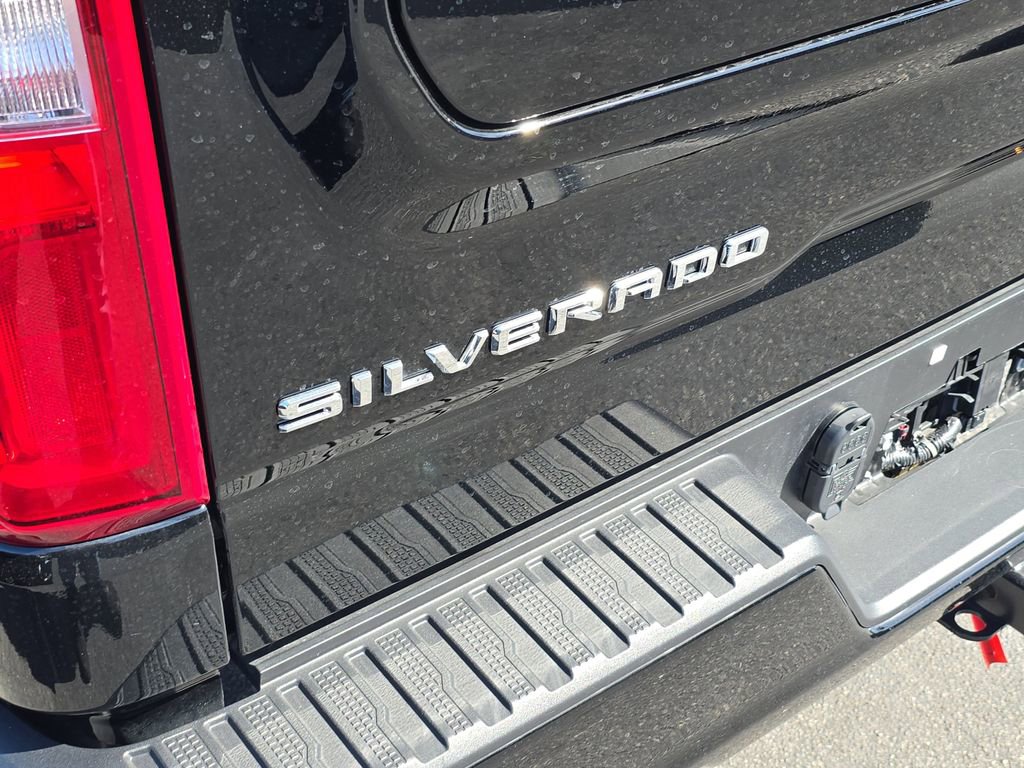 Used 2025 Chevrolet Silverado 1500 LT Trail Boss w/ Convenience Package II image 5