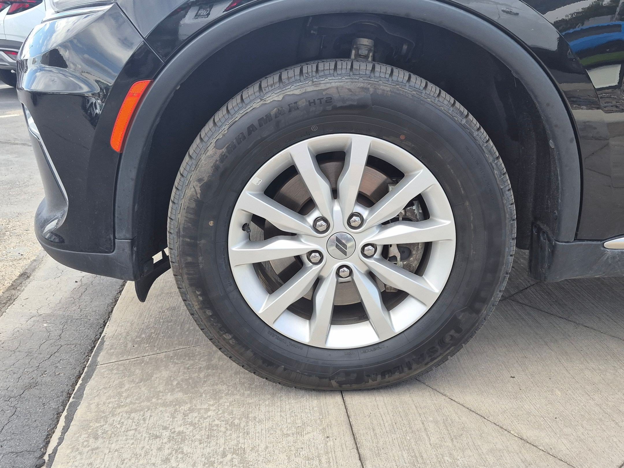 Used 2022 Dodge Durango SXT AWD/4WD image 13
