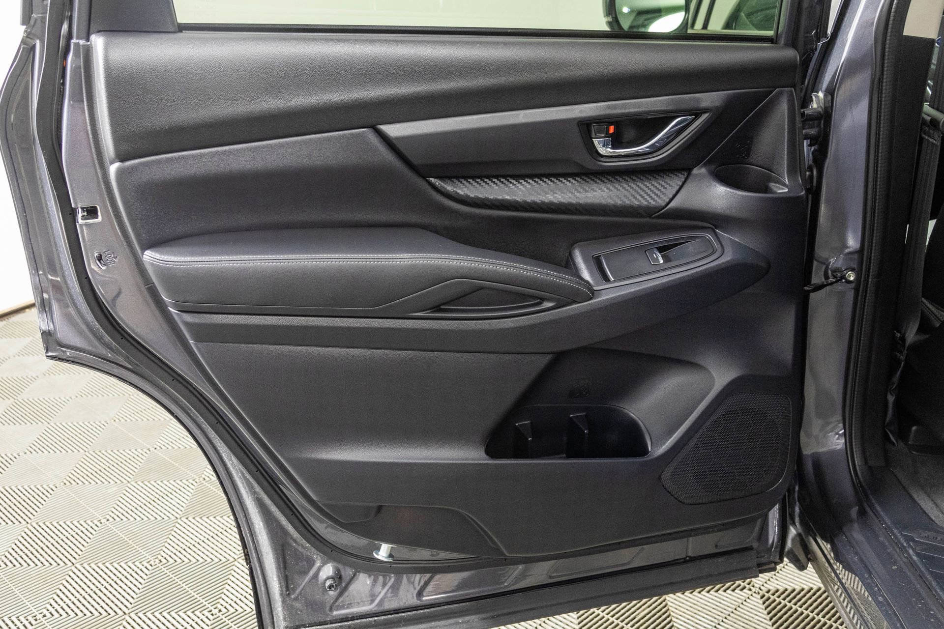 Used 2026 Subaru Ascent Premium image 39