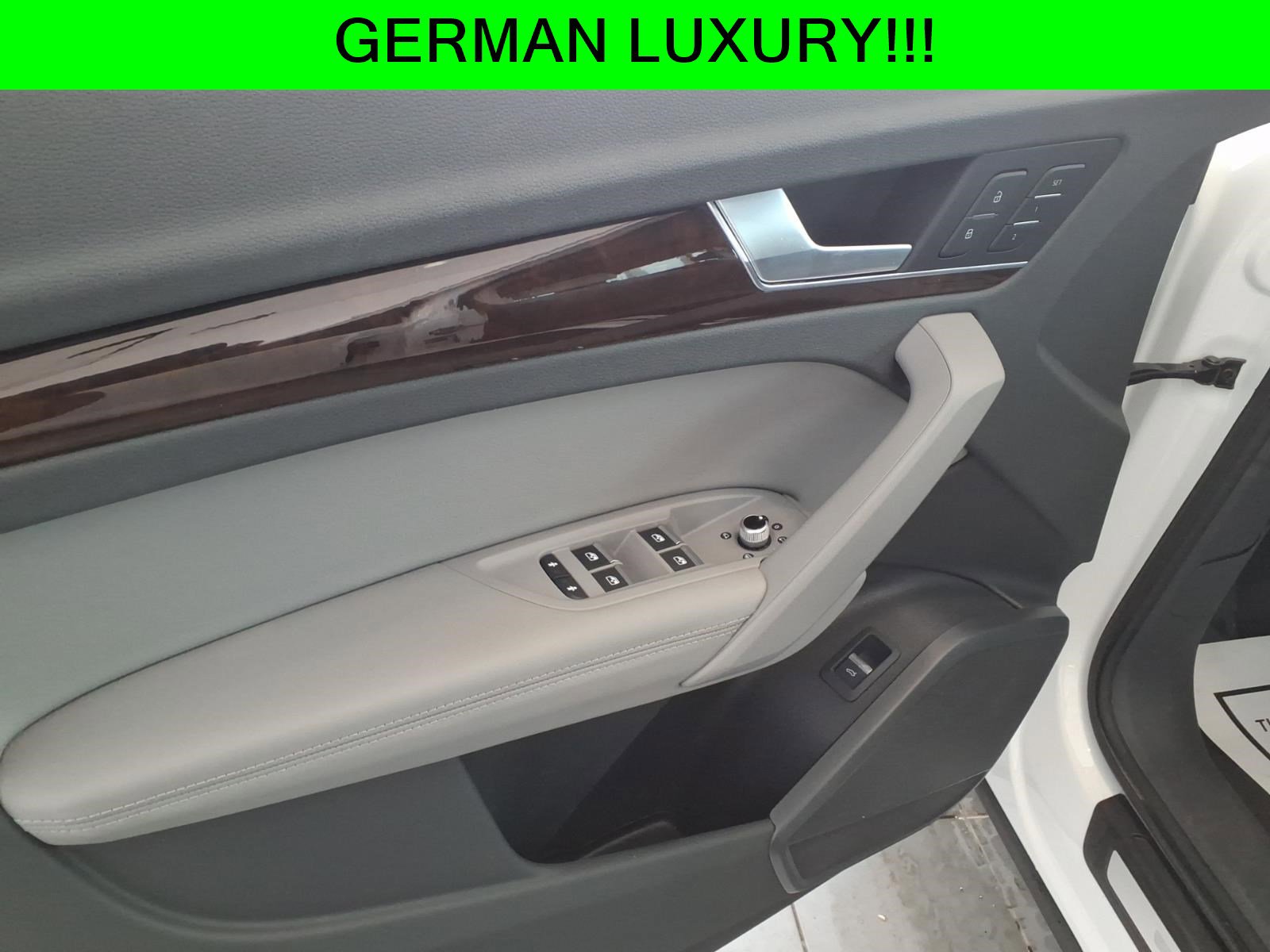 Used 2019 Audi Q5 2.0T Premium Plus w/ Premium Plus Package image 11