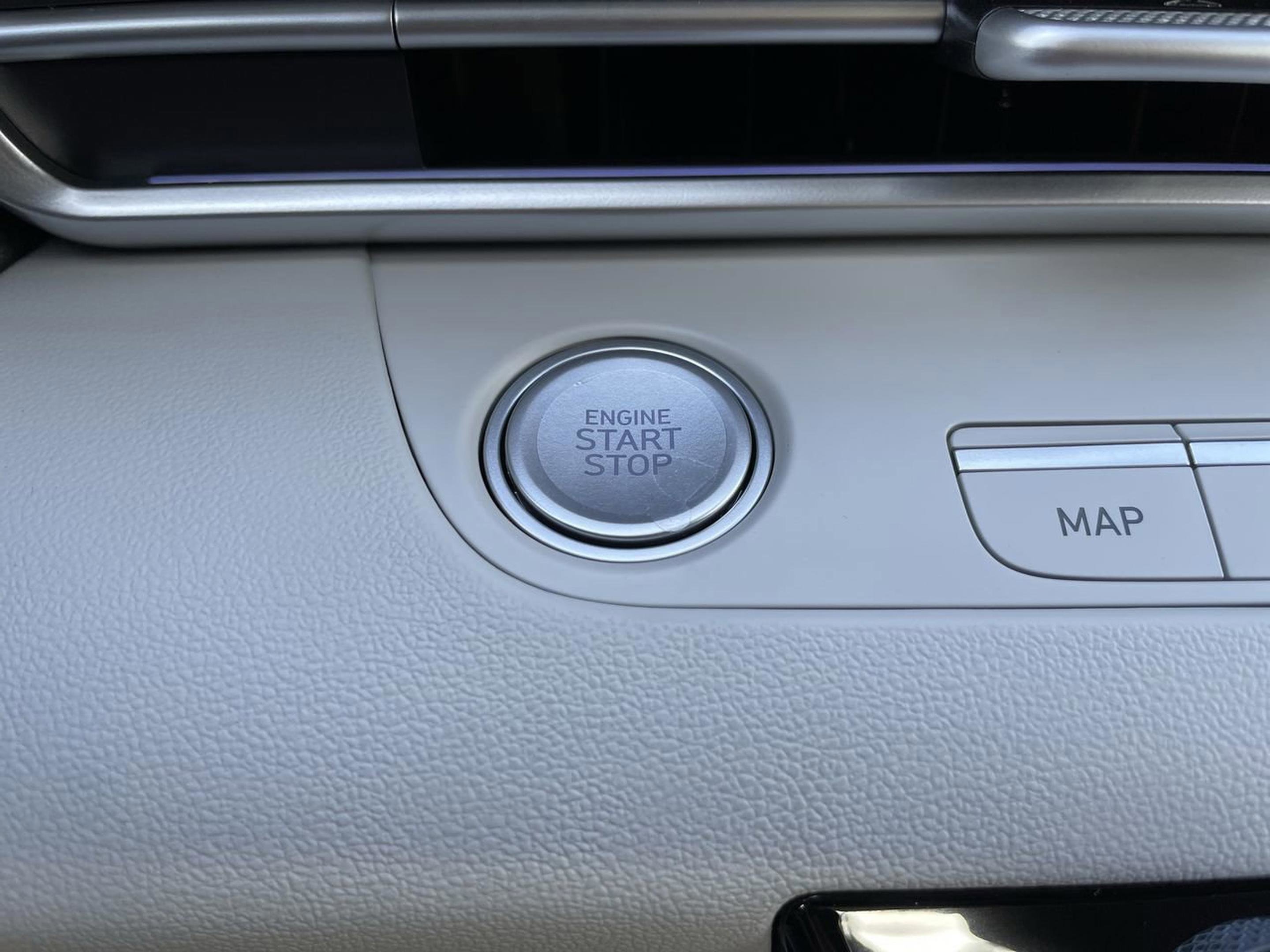 New 2026 Hyundai Elantra Limited w/ Cargo Package image 21