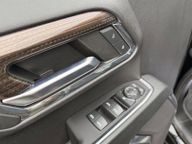 Used 2024 Chevrolet Silverado 2500 LT w/ Z71 Off-Road Package image 34