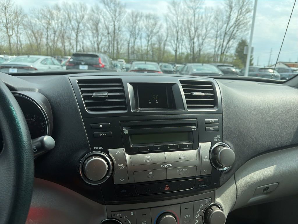Used 2010 Toyota Highlander 2WD image 14