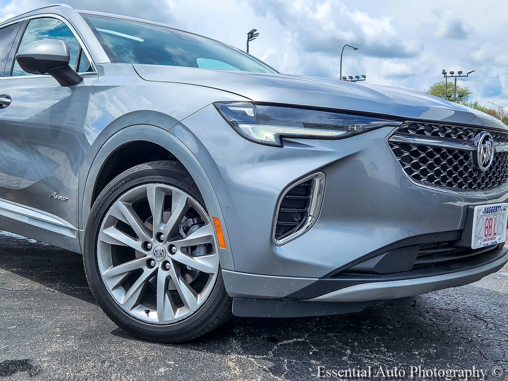 Used 2023 Buick Envision Avenir FWD image 2
