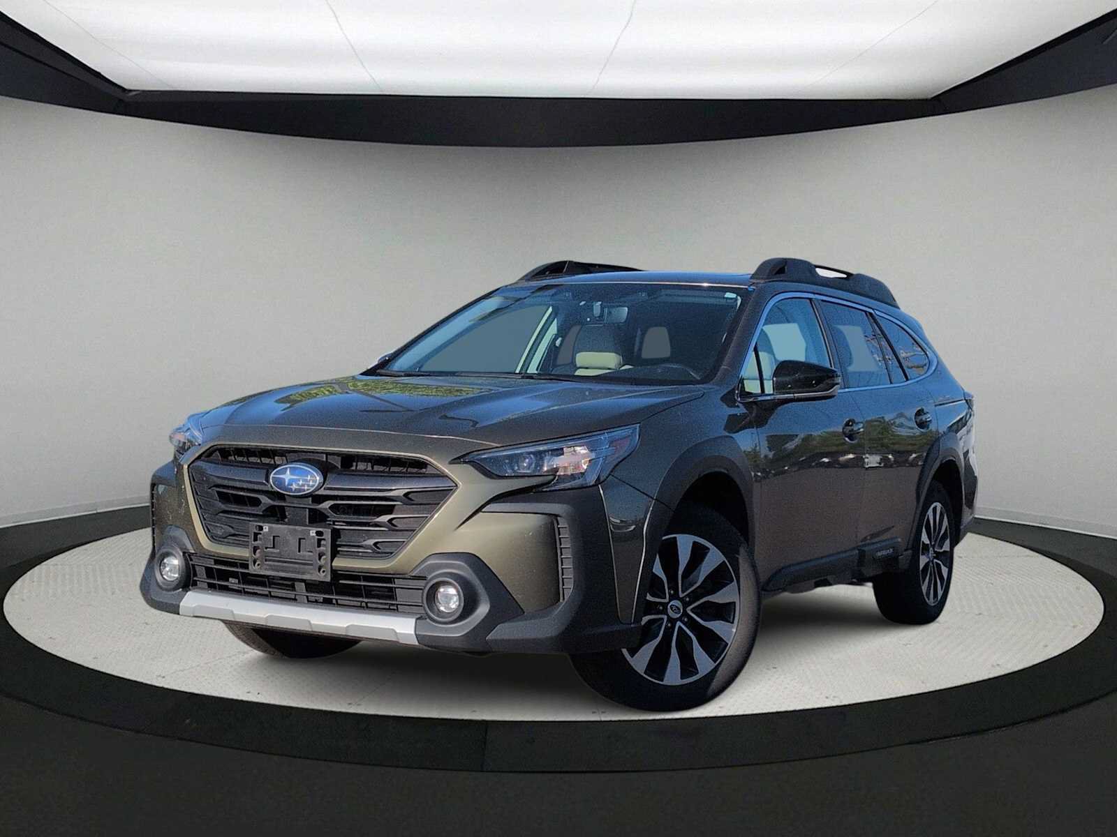 Used 2024 Subaru Outback Limited XT AWD/4WD image 1