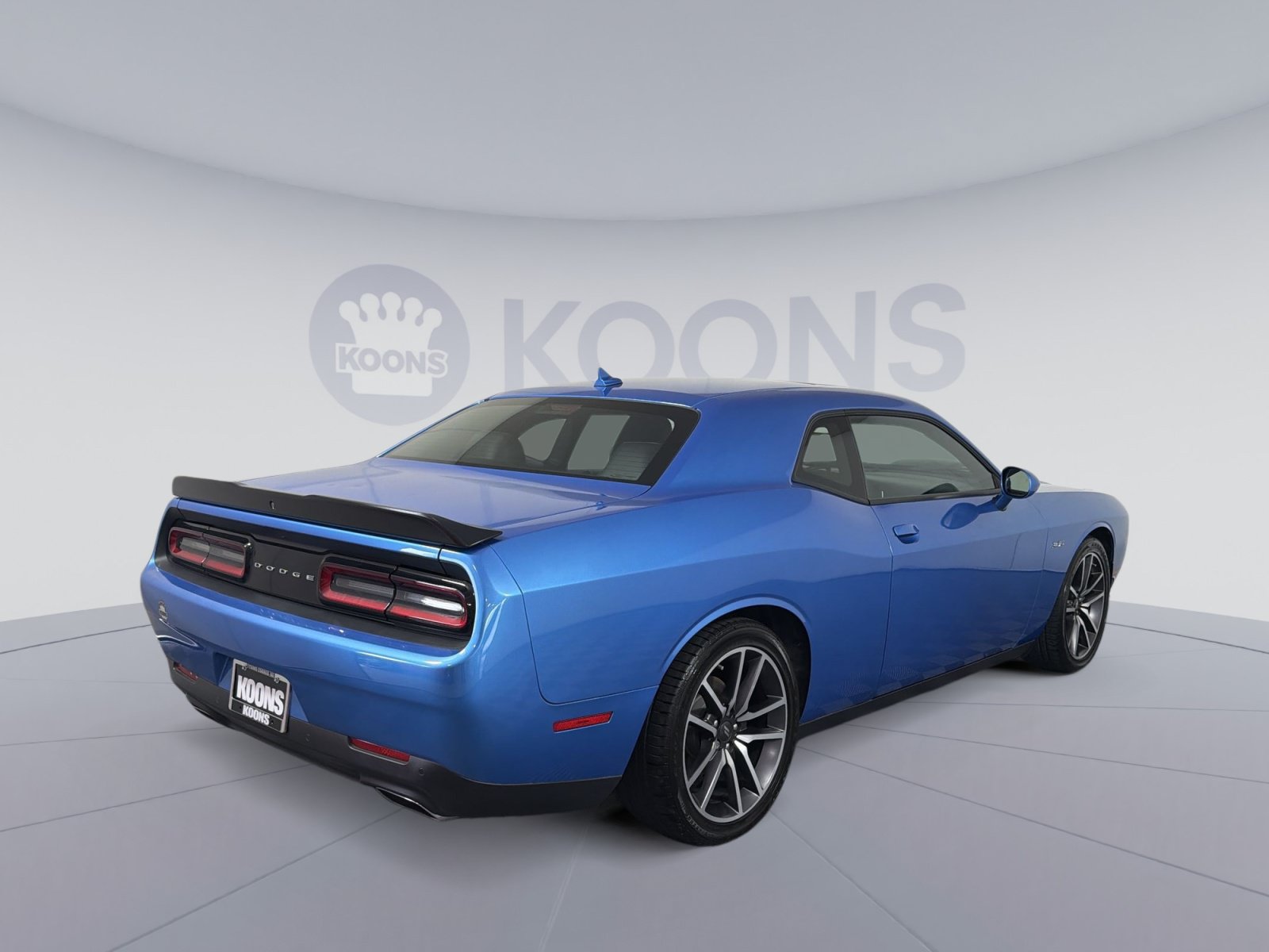 Used 2023 Dodge Challenger R/T w/ Plus Package RWD image 7