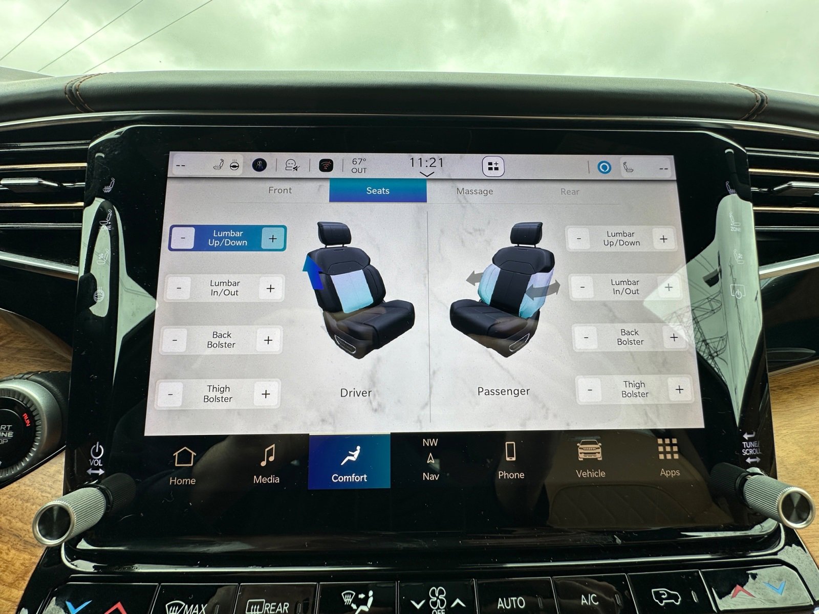 Used 2024 Jeep Grand Wagoneer L Series III w/ Rear Seat Video Group 1 image 37