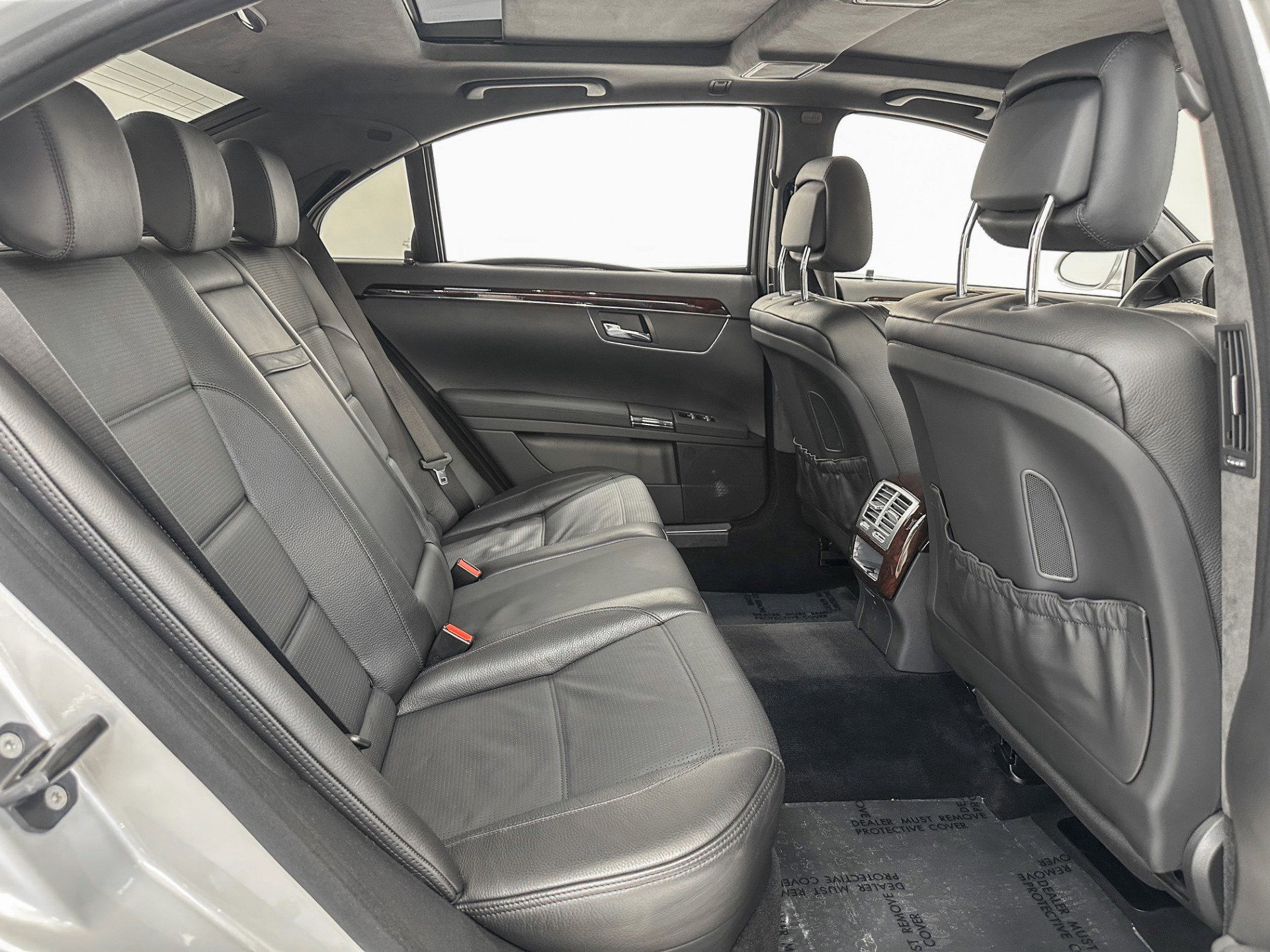 Used 2009 Mercedes-Benz S 63 AMG image 24