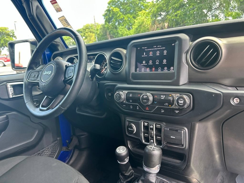 Used 2019 Jeep Wrangler Unlimited Sport S AWD/4WD image 24