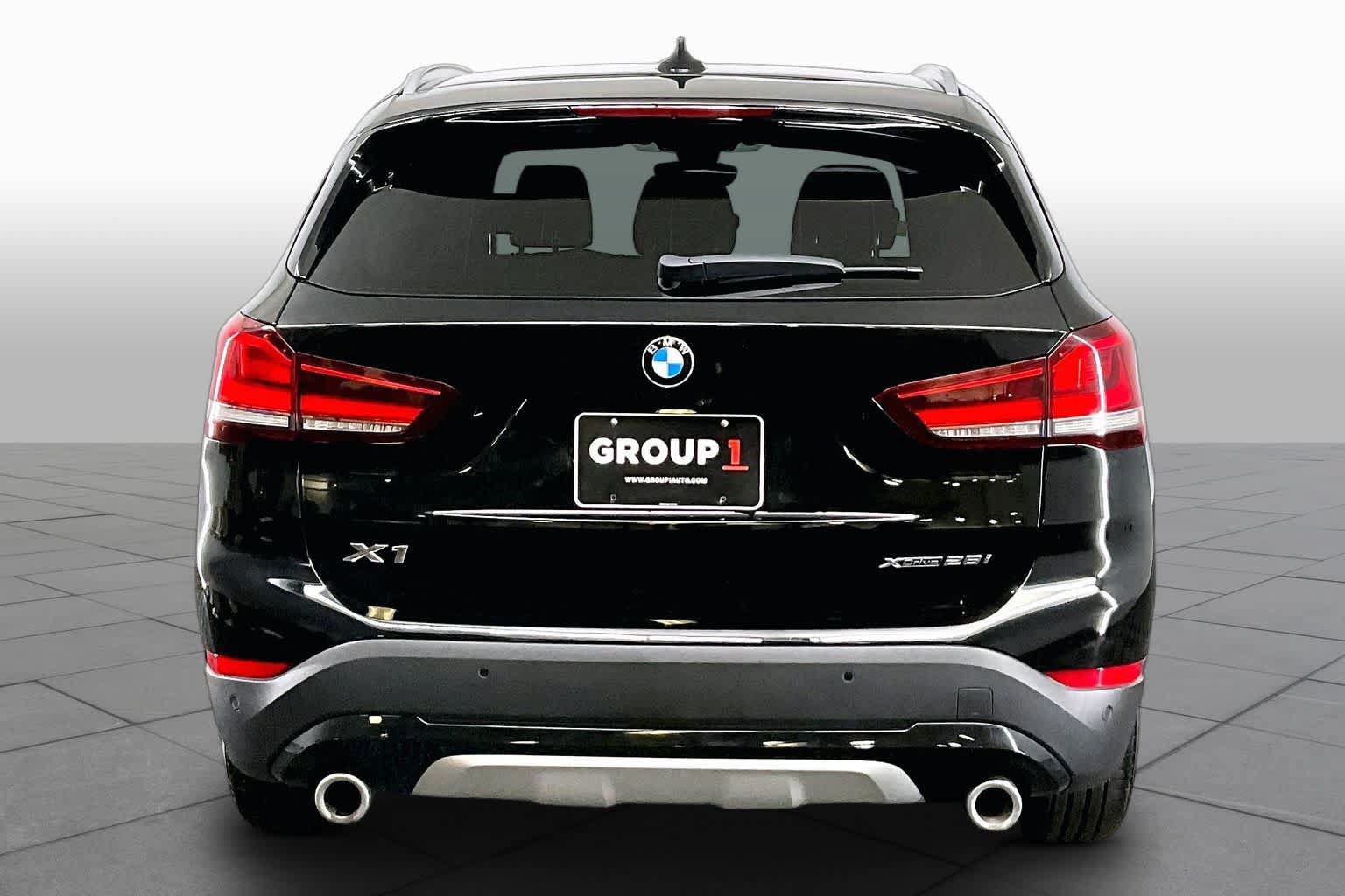 Used 2020 BMW X1 xDrive28i w/ Premium Package AWD/4WD image 5