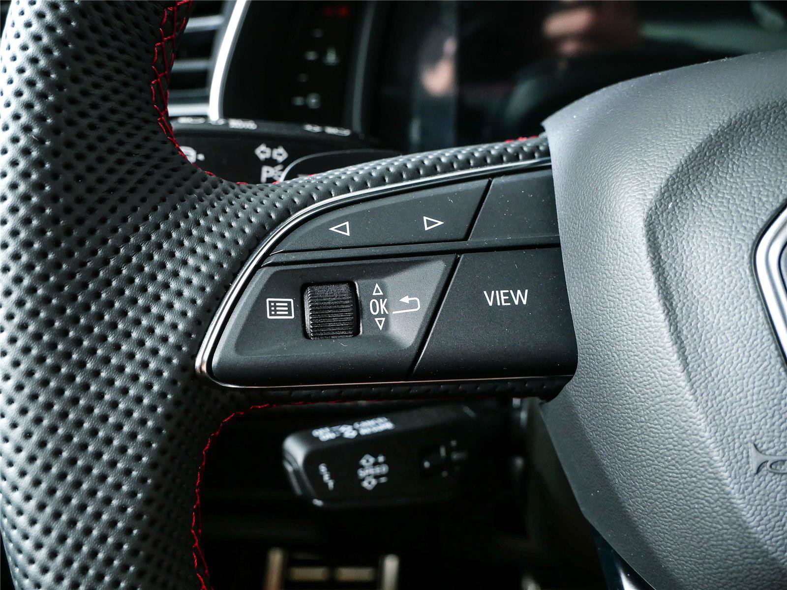 New 2026 Audi SQ7 Prestige AWD/4WD image 11