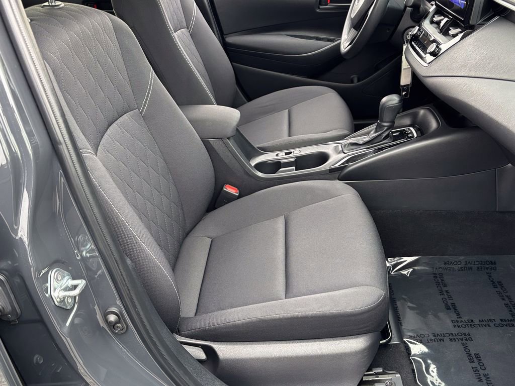 Used 2023 Toyota Corolla LE w/ Carpet Mat Package (TMS) image 28