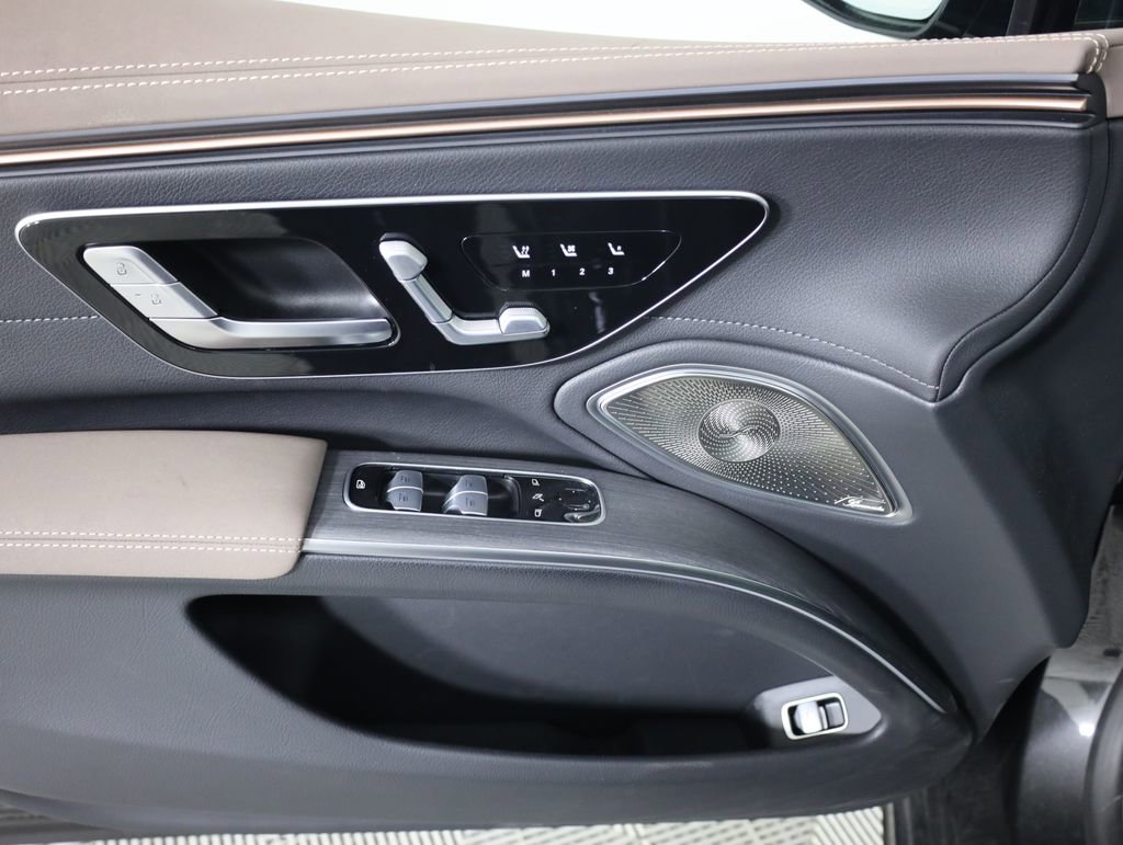Certified 2023 Mercedes-Benz EQS 580 4MATIC Sedan image 9