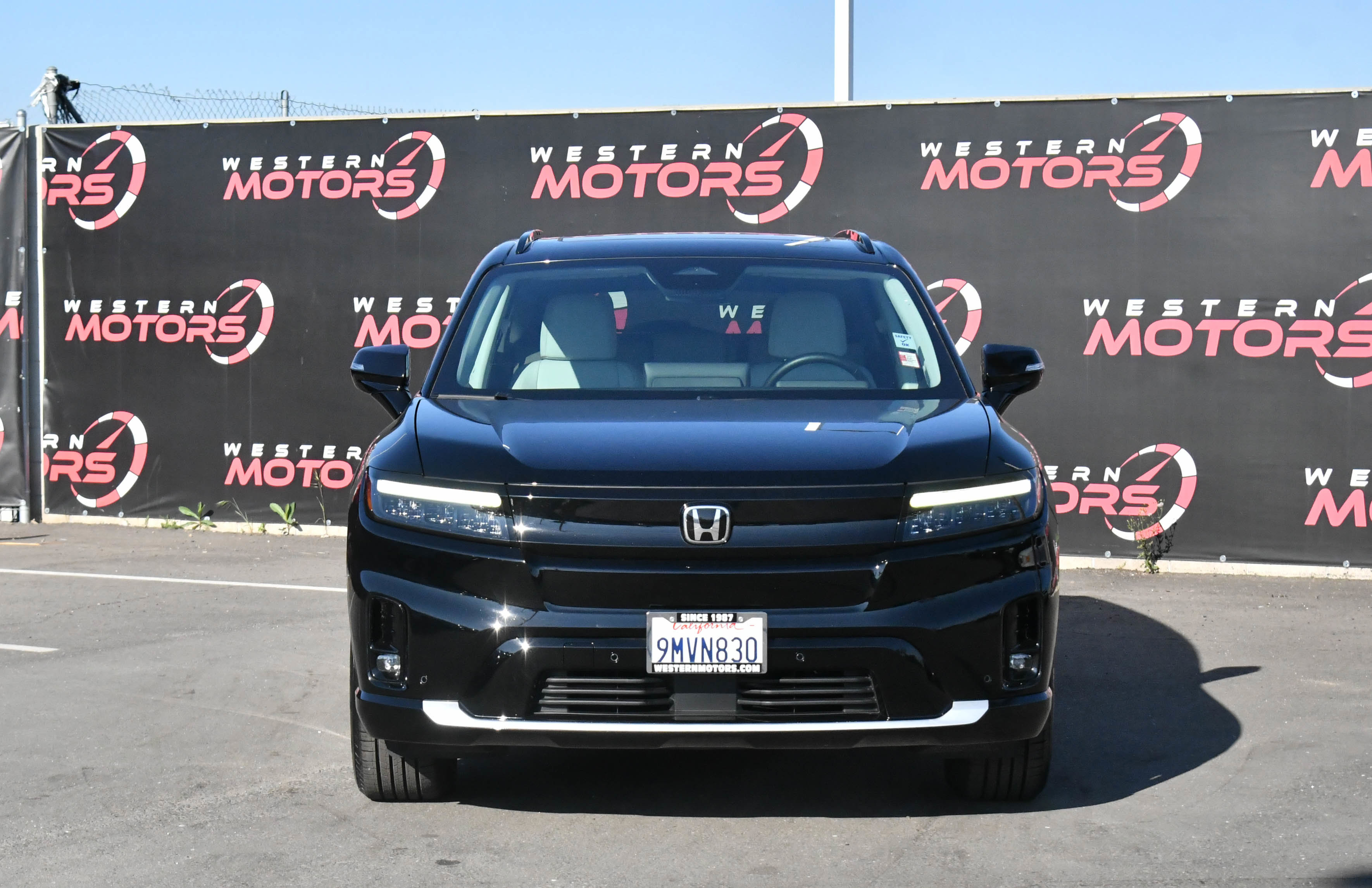 Used 2024 Honda Prologue Touring image 2