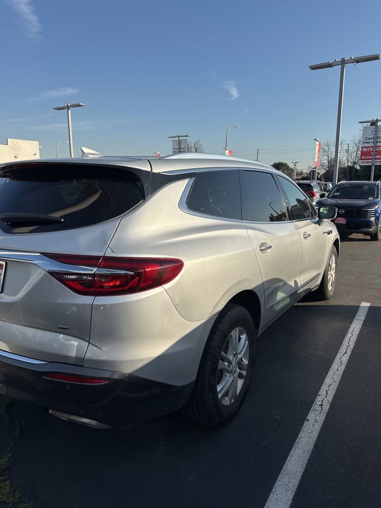 Used 2021 Buick Enclave Essence w/ Sound and Sites Package image 5