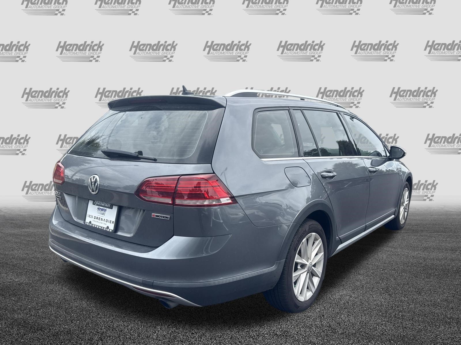Used 2019 Volkswagen Golf Alltrack AWD/4WD image 6