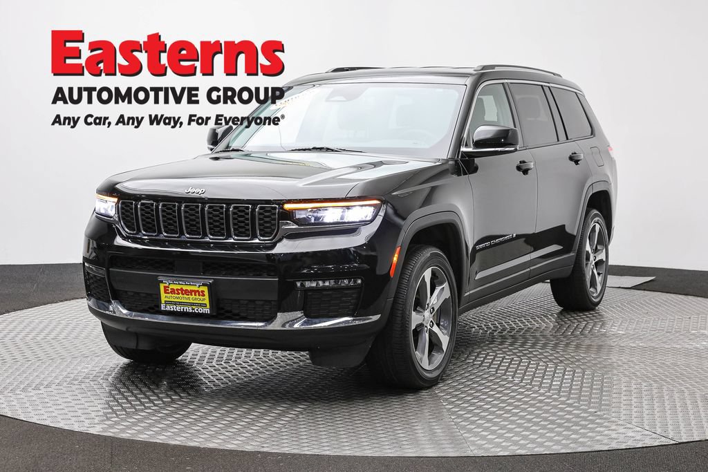 Used 2023 Jeep Grand Cherokee L Limited AWD/4WD image 1